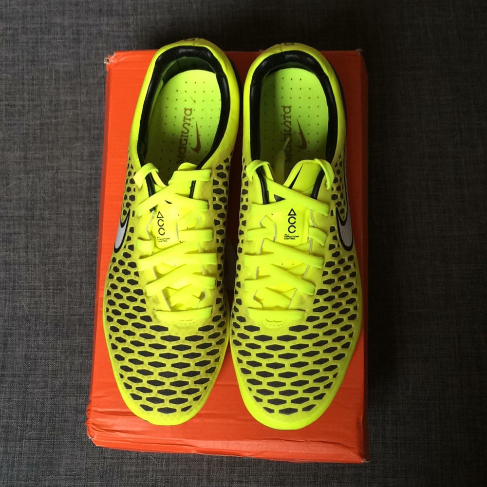 Nike Magista Opus FG Women’s Soccer Cleats